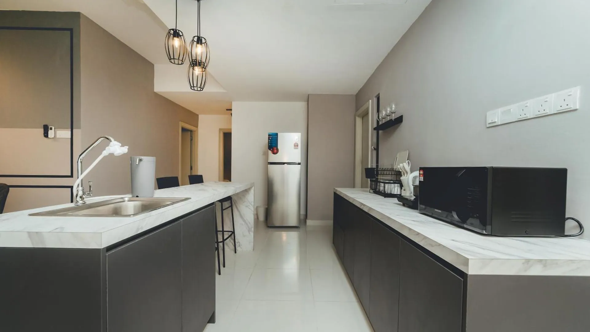 Mosaic Southkey Thezebra 3Br8Pax Bathtub Midvalley By Our Stay Johor Bahru Apartment